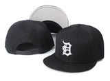 Sports snapbacks